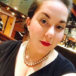 Meet your Posher, Charlene